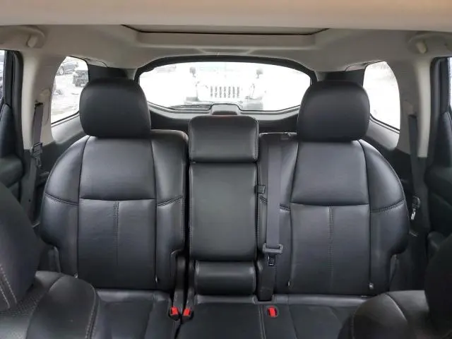 2016 NISSAN PATHFINDER S  