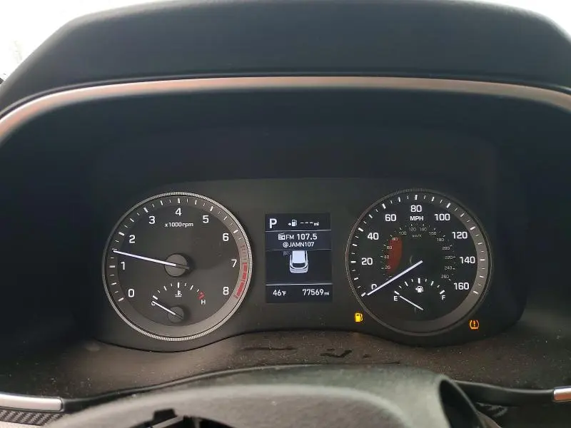 2019 HYUNDAI TUCSON SE  