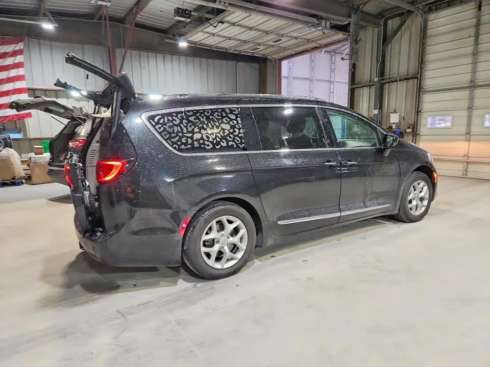 2019 CHRYSLER PACIFICA TOURING L PLUS  
