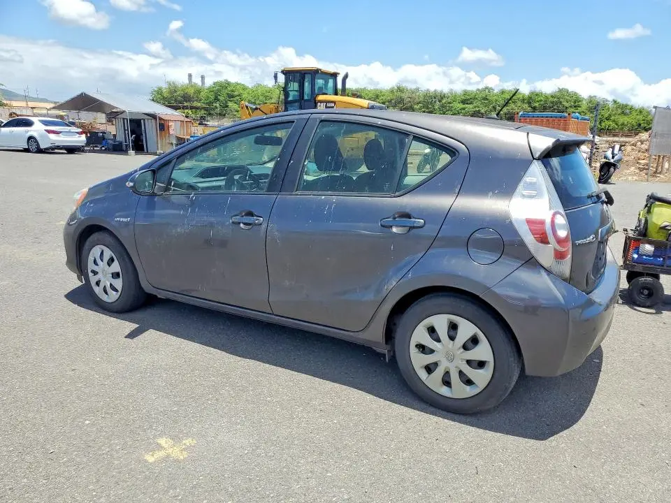 2014 TOYOTA PRIUS C TWO  