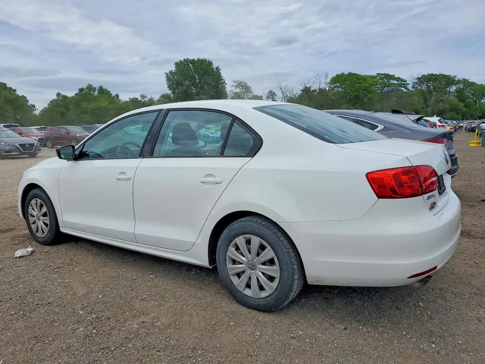 2013 VOLKSWAGEN JETTA BASE  