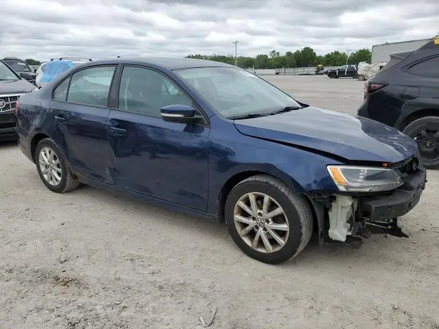 2011 VOLKSWAGEN JETTA SE  