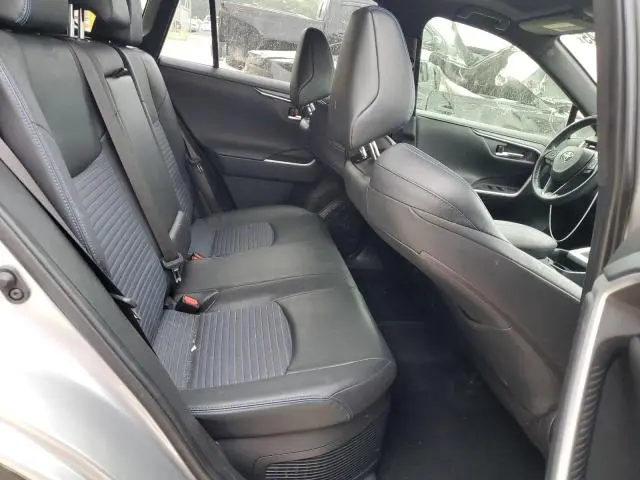 2019 TOYOTA RAV4 XSE  