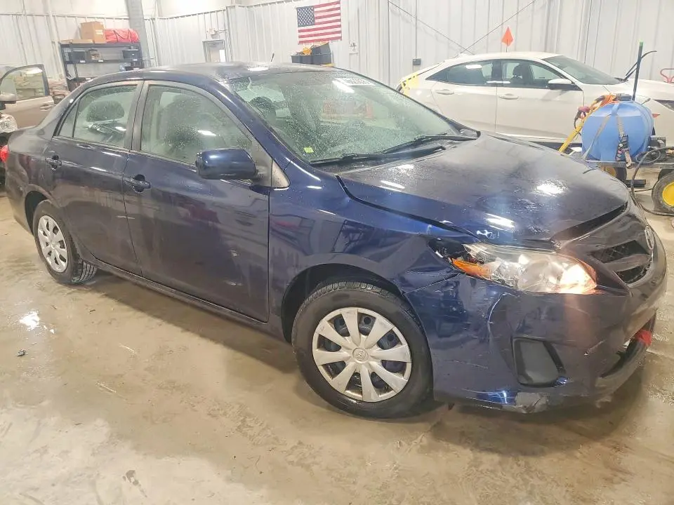 2011 TOYOTA COROLLA LE  