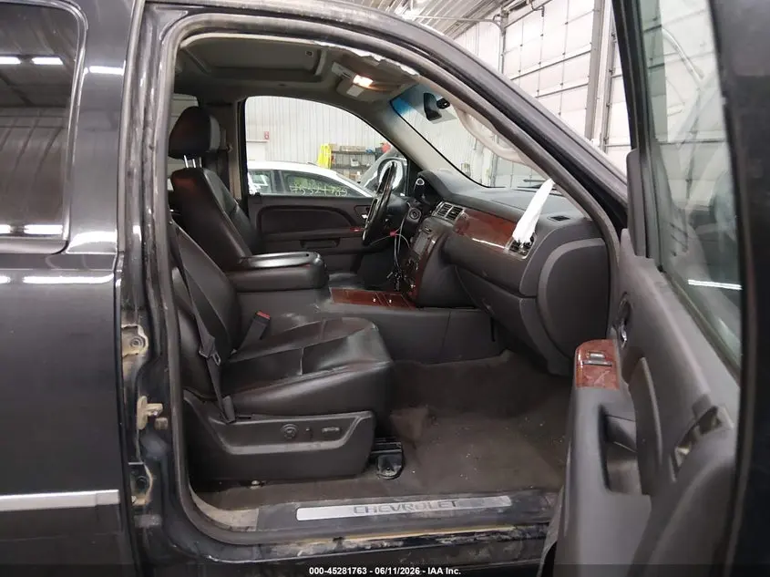 2012 CHEVROLET TAHOE LTZ