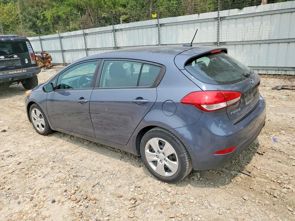2016 KIA FORTE LX  