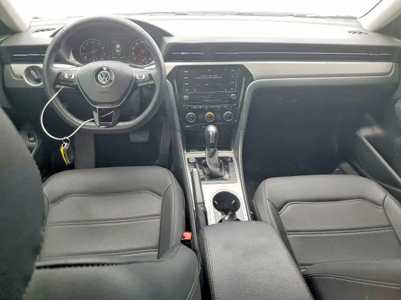 2021 VOLKSWAGEN PASSAT SE  