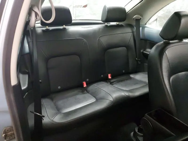 2010 VOLKSWAGEN NEW BEETLE   