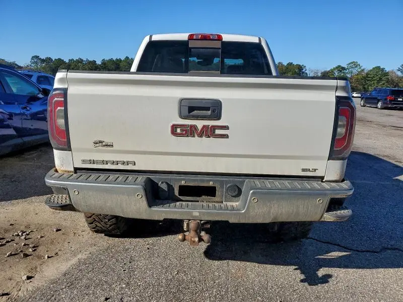 2018 GMC SIERRA K1500 SLT  