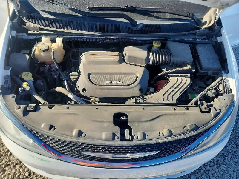 2017 CHRYSLER PACIFICA TOURING L  