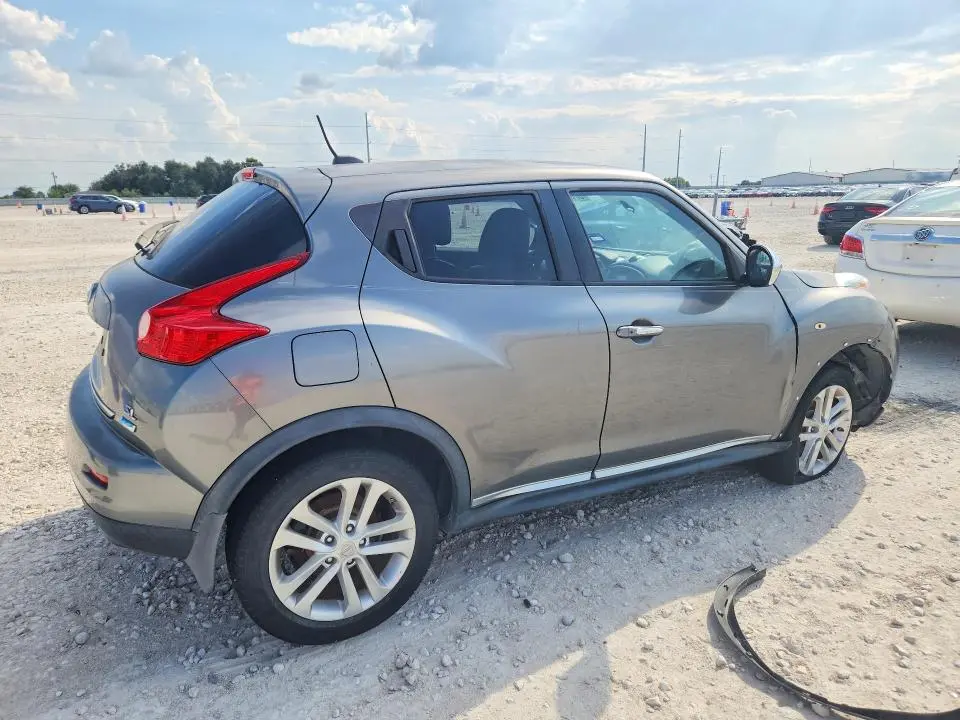 2012 NISSAN JUKE S  