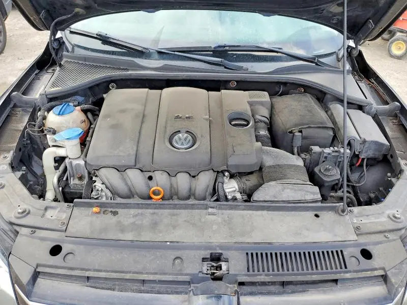 2012 VOLKSWAGEN PASSAT SE  