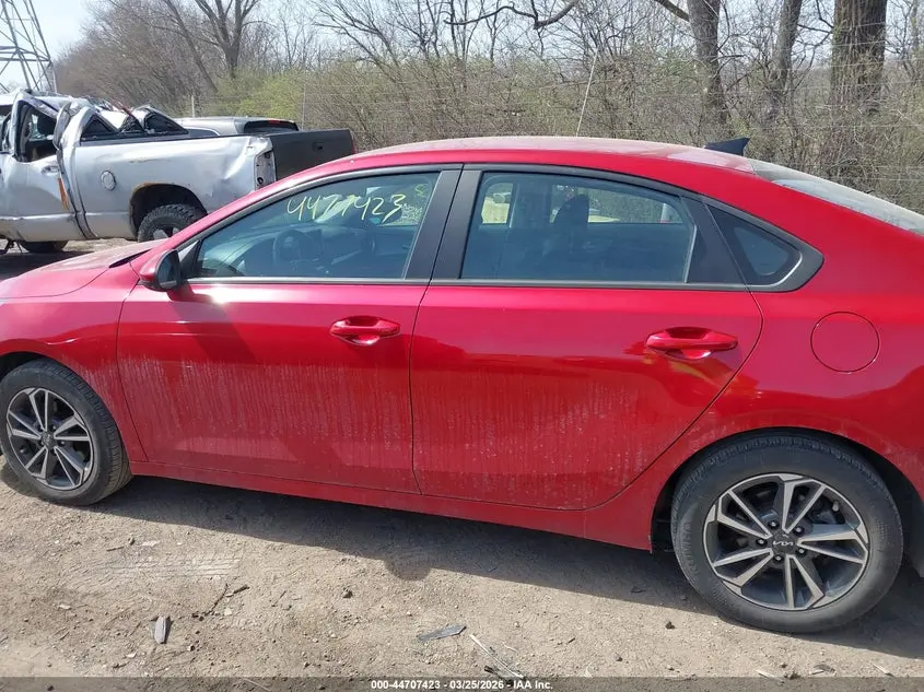 2023 KIA FORTE LXS