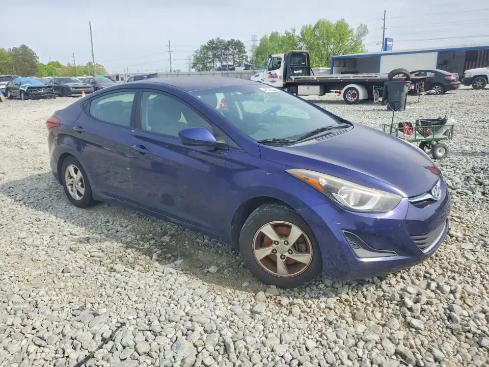 2014 HYUNDAI ELANTRA SE  