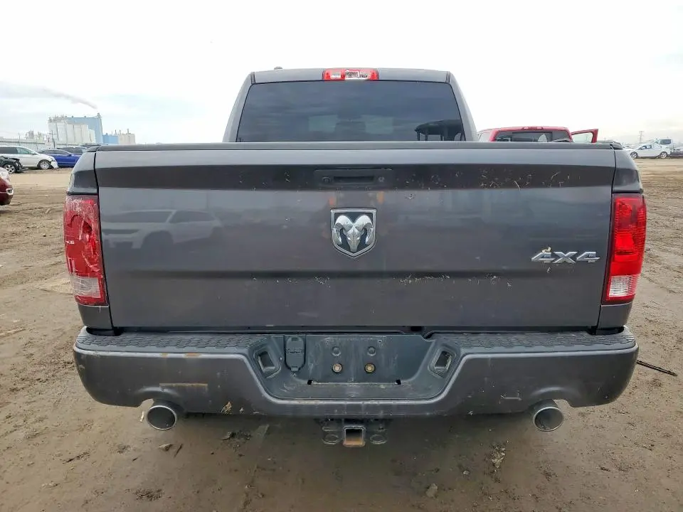 2018 RAM 1500 ST  