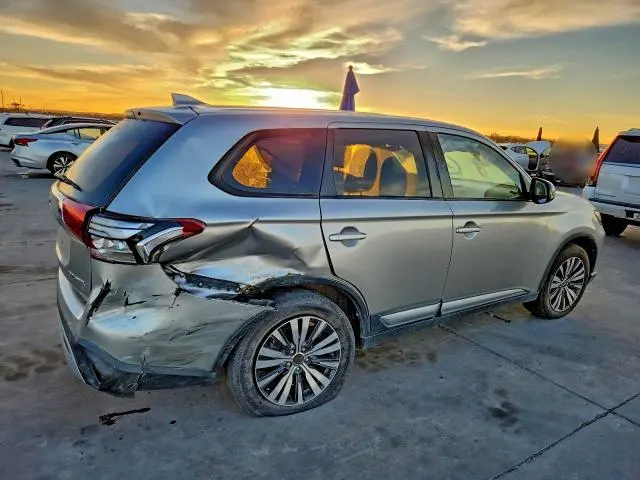 2019 MITSUBISHI OUTLANDER SE  