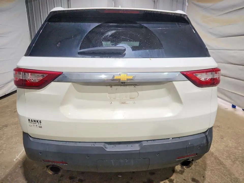 2018 CHEVROLET TRAVERSE LT  