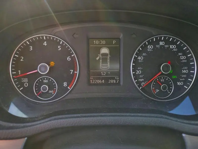 2015 VOLKSWAGEN PASSAT SE  