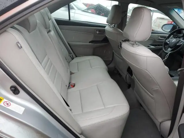 2016 TOYOTA CAMRY LE  