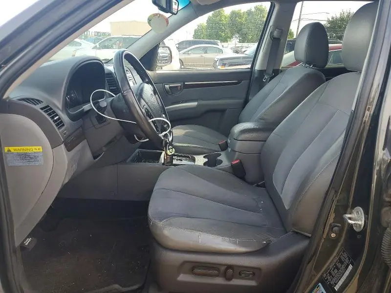 2010 HYUNDAI SANTA FE SE  
