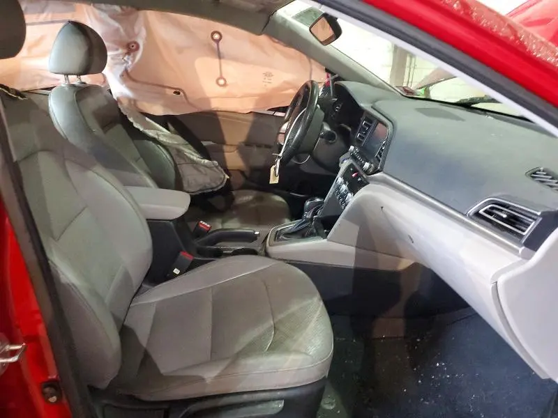 2019 HYUNDAI ELANTRA LIMITED  