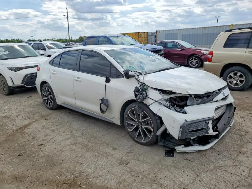 2022 TOYOTA COROLLA SE  
