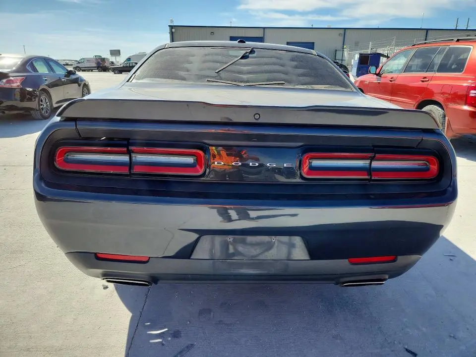 2019 DODGE CHALLENGER SXT  