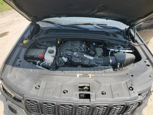 2024 JEEP GRAND CHEROKEE LAREDO  