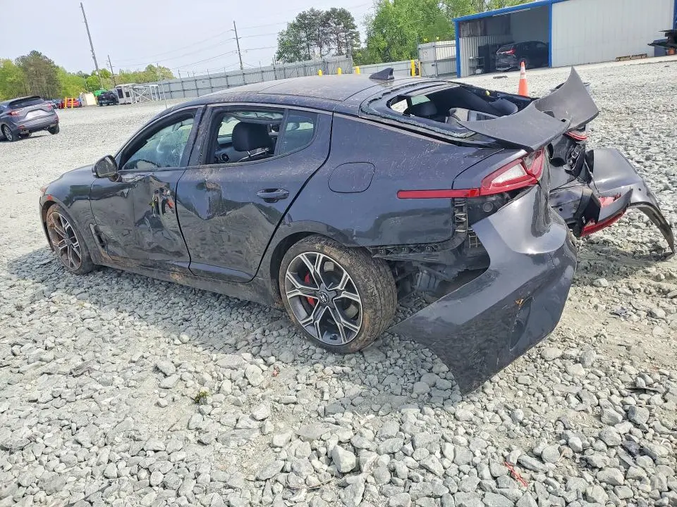 2018 KIA STINGER GT1  