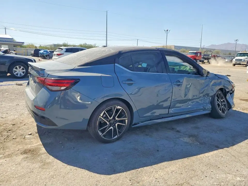 2025 NISSAN SENTRA SR  
