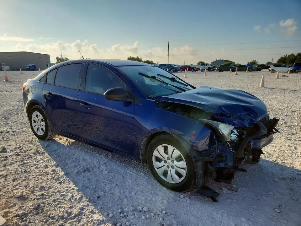 2013 CHEVROLET CRUZE LS  