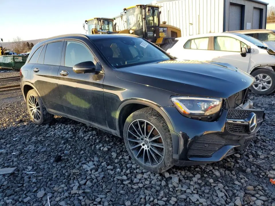 2021 MERCEDES-BENZ GLC 300 4MATIC  