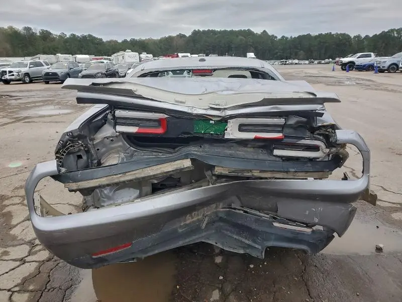 2015 DODGE CHALLENGER SXT  