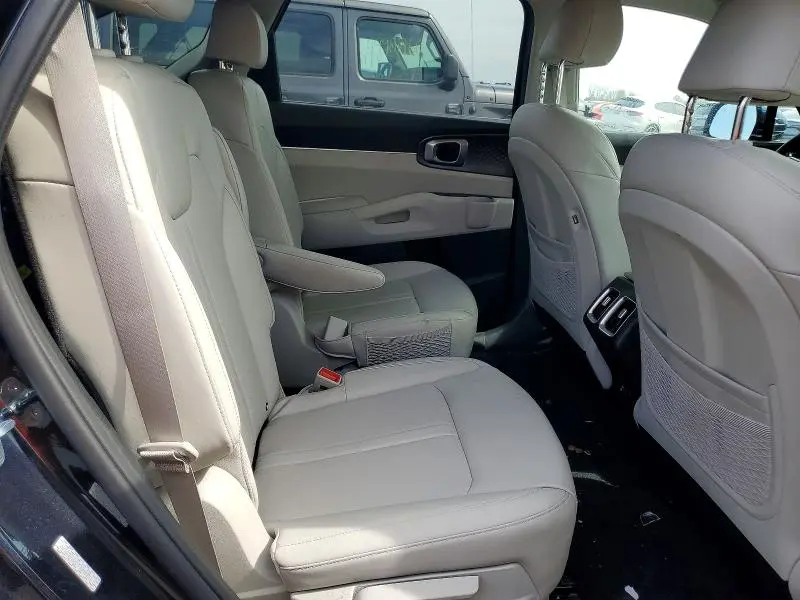 2022 KIA SORENTO EX  