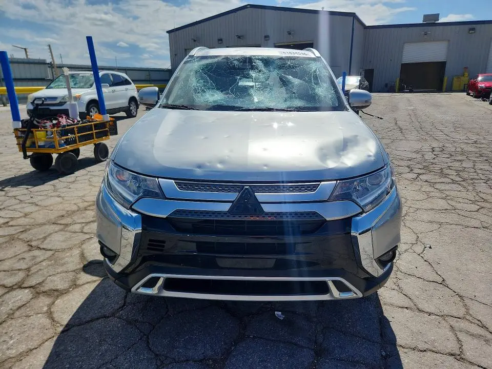 2020 MITSUBISHI OUTLANDER SE  
