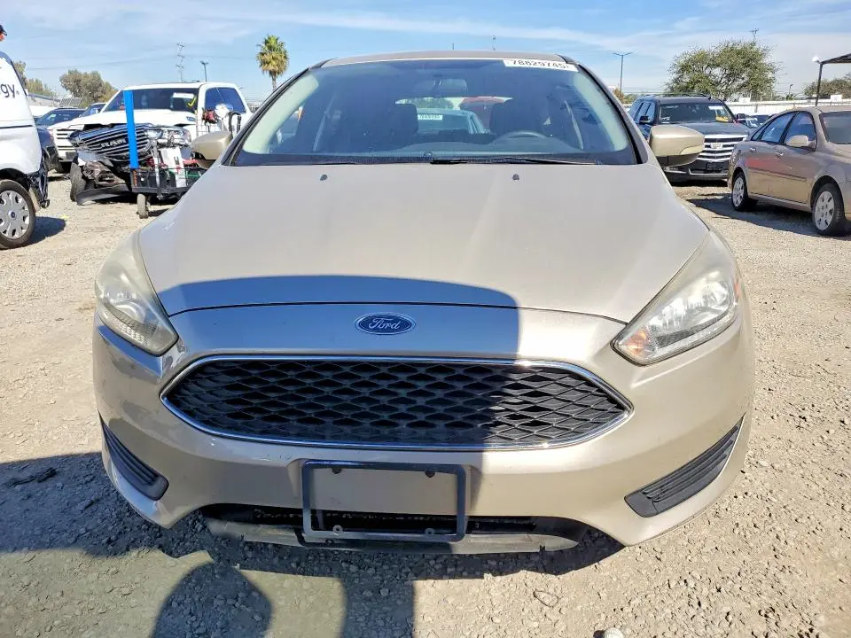 2017 FORD FOCUS SE  