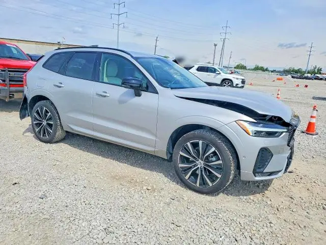 2025 VOLVO XC60 PLUS  