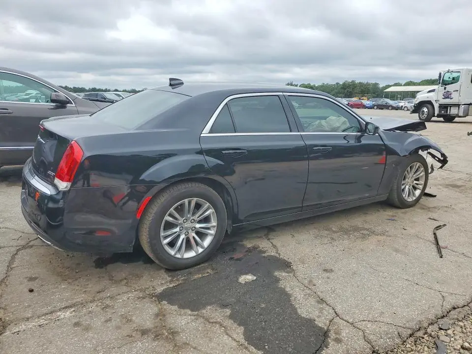 2018 CHRYSLER 300 TOURING  