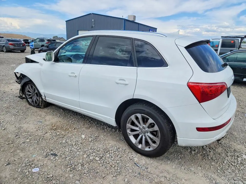 2011 AUDI Q5 PREMIUM PLUS  