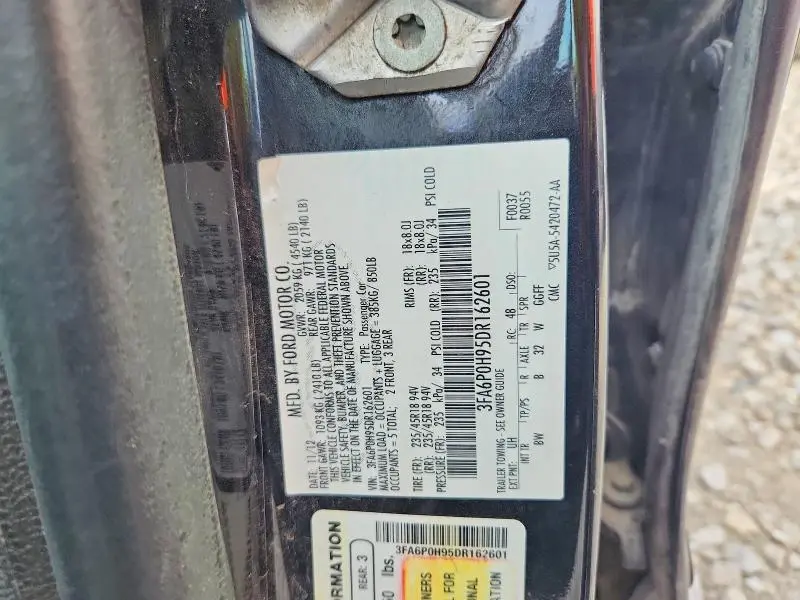 2013 FORD FUSION SE  