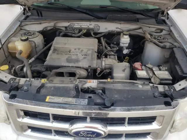2011 FORD ESCAPE XLT  