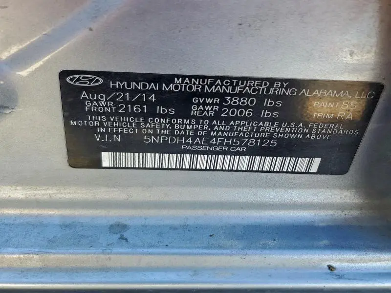 2015 HYUNDAI ELANTRA SE  