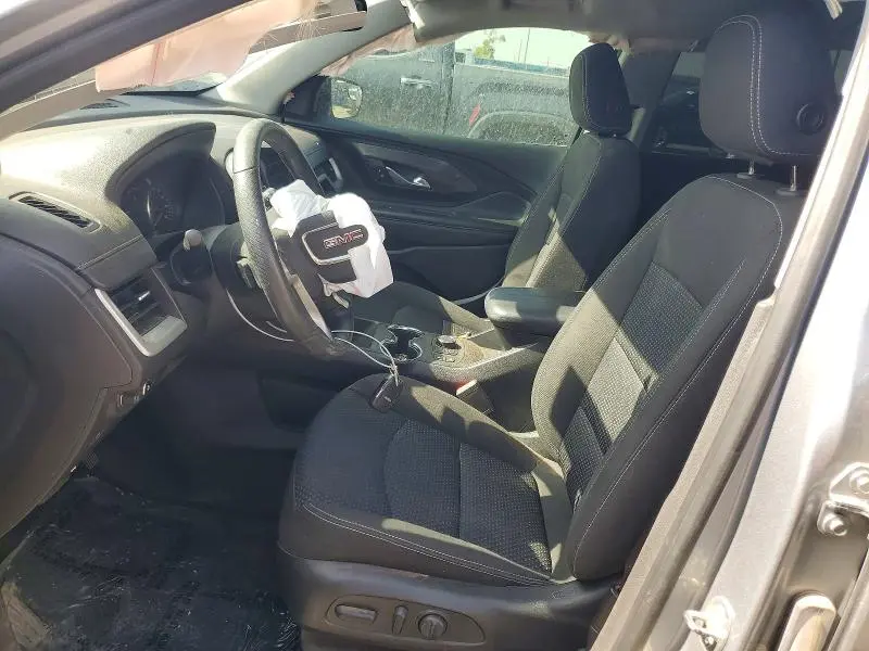 2023 GMC TERRAIN   
