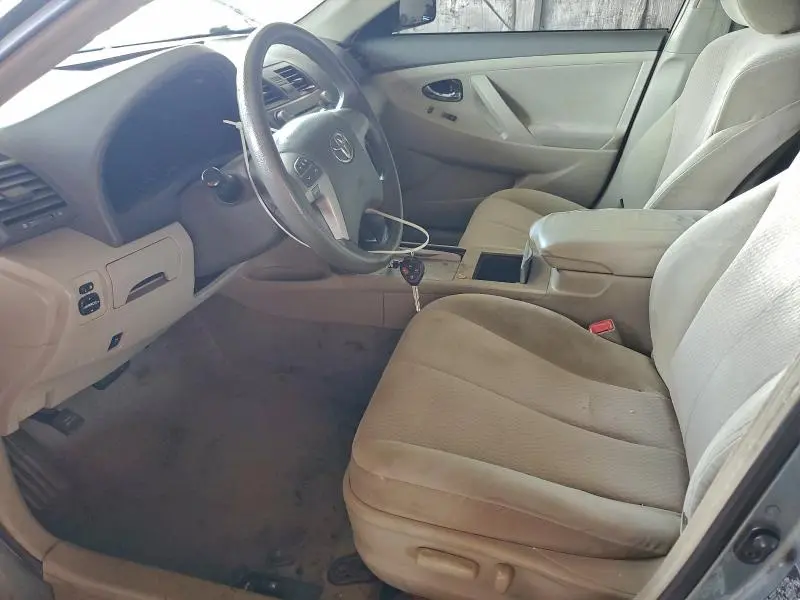 2010 TOYOTA CAMRY BASE  