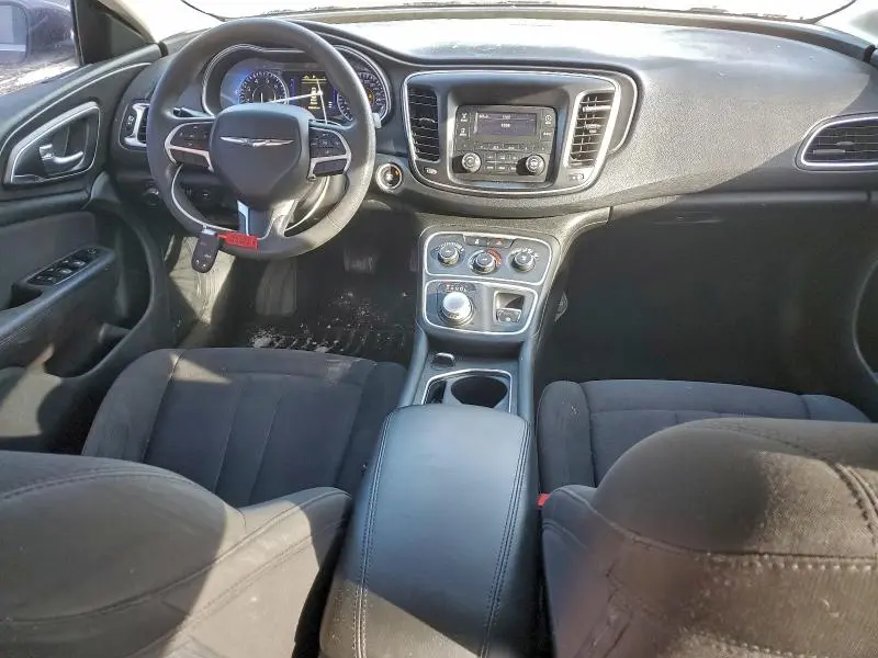 2016 CHRYSLER 200 LX  