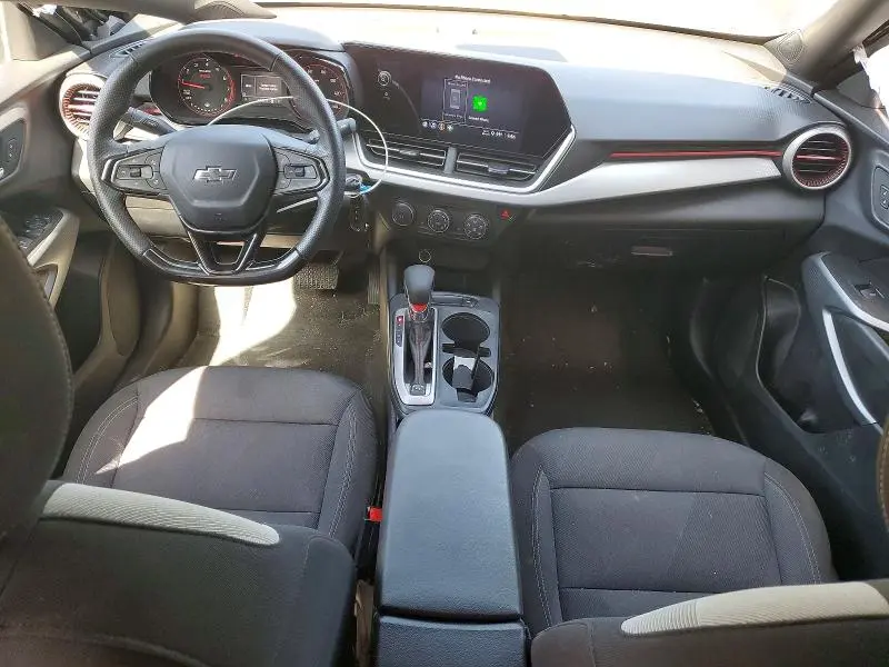 2025 CHEVROLET TRAX 1RS  