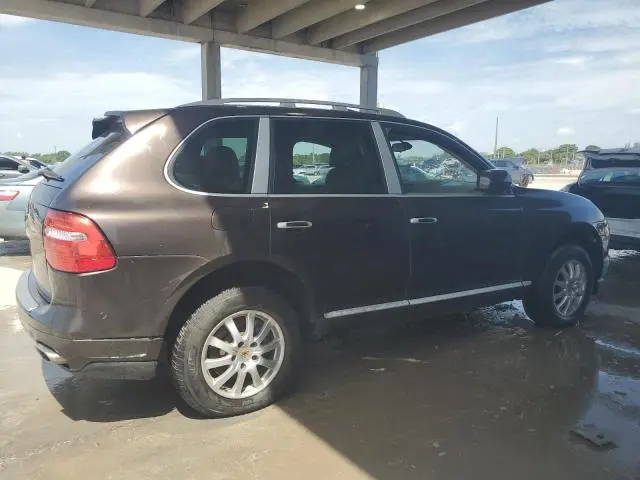 2010 PORSCHE CAYENNE   