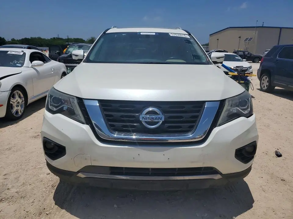 2017 NISSAN PATHFINDER SL  