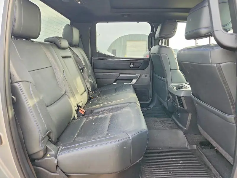 2022 TOYOTA TUNDRA PLATINUM  