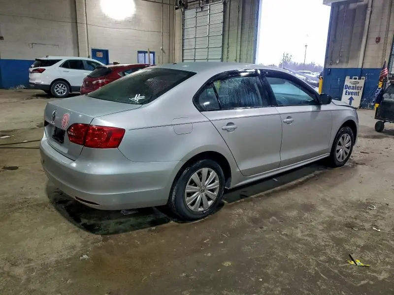 2013 VOLKSWAGEN JETTA BASE  